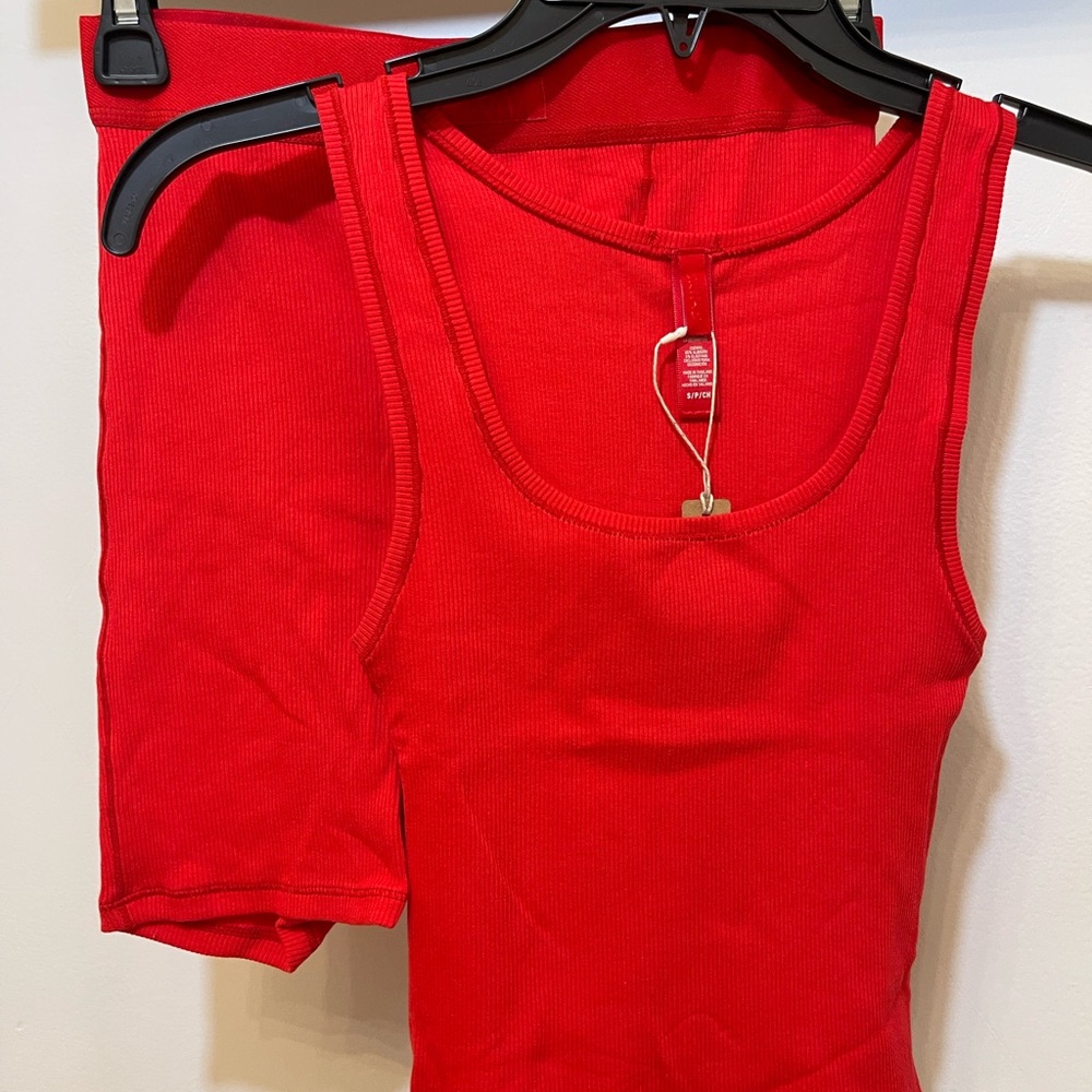 SKIMS Red Set
